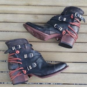 Freebird by Madden Crue Black leather heeled boots